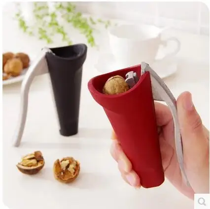 2016 Open Walnuts Tools Creative Spring Nut Crackers Metal Nutcracker The most innovative walnut pliers