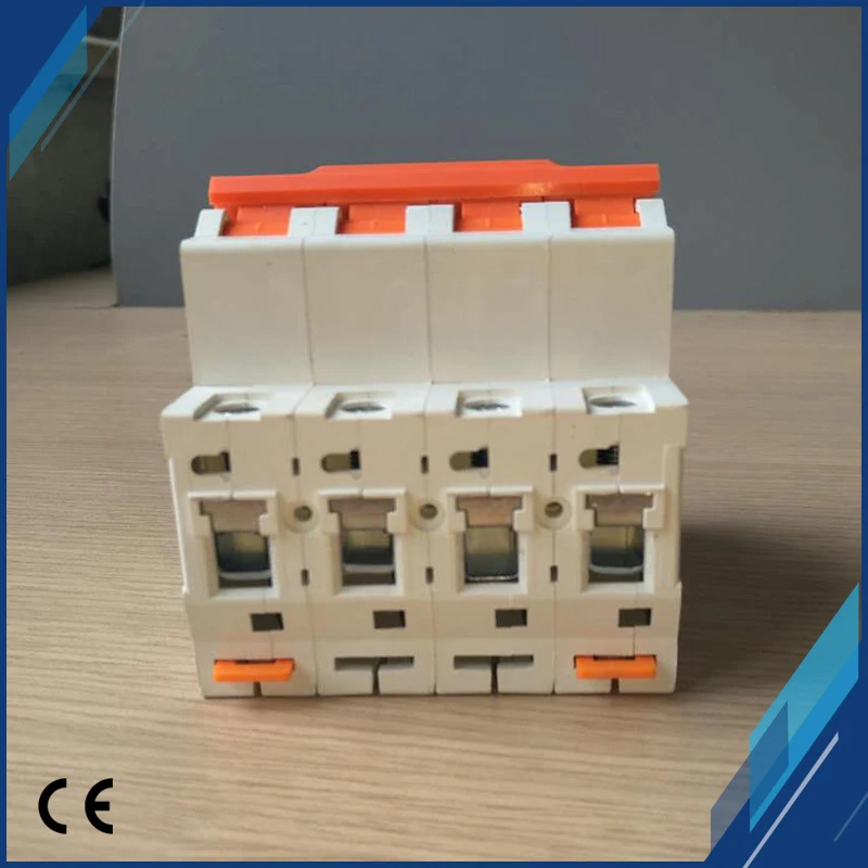 Capacidade de Ruptura para Edifícios Residenciais e de Escritório Breaker com 10000 High Moda Forma 32a 440vac 4 p Circuit 2020 End