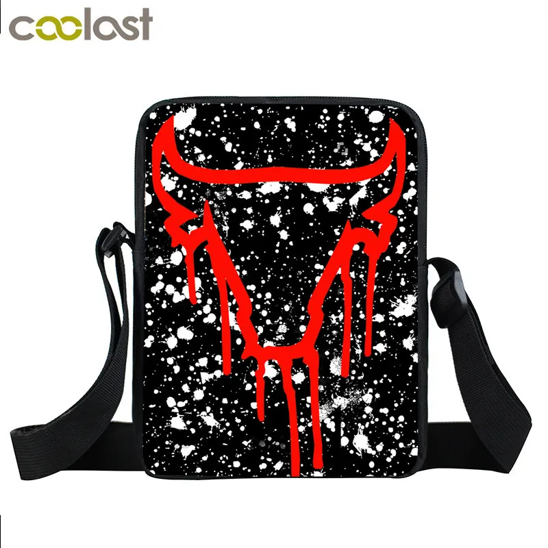 

Bull Paint Splatter Crossbody Bag For Girls Boy School Bags Crown 23 Women Handbags Cool Men Hip Hop Messenger Bags Shoulder Bag