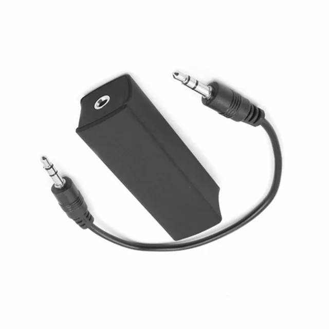 Audio system ground loop isolator