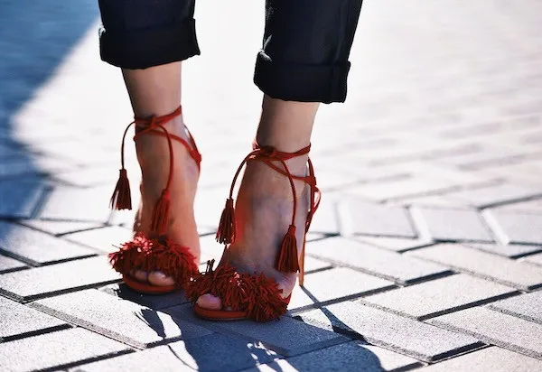 HallieDaily-Aquazzura-Fringe-Sandals-Paige-Jeans-Lace-Top-3