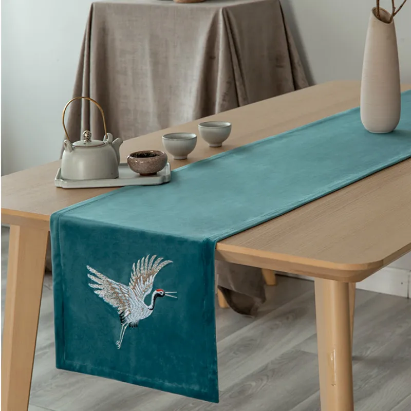 

DUNXDECO Table Runner Party Long Table Cover Fabric Chinese Style Vintage Crane Embroidery Soft Velvet Cloth Desk Decorating