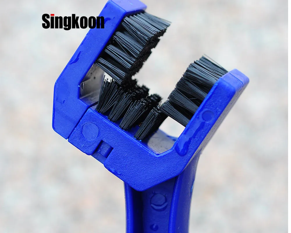 

Plastic Motorcycle Bicycle Chain Cleaing Brush Gear Grunge Brush Cleaner Outdoor Tool FOR vespa gts polaris sportsman 500 virago
