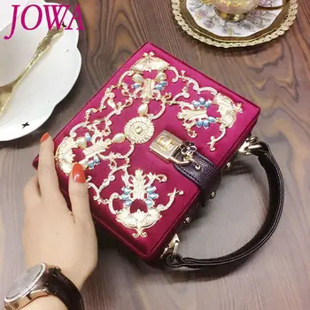 

2019 Women's Fashion Handbag Vintage Diamonds Trunk Bags Night Party Clutches All-match Velvet Evening Bag Mini Suitcase 2 Color