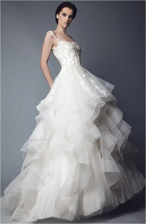 2016 Latest Designer Charming Ball Gown Tiered Ruffles Princess Wedding