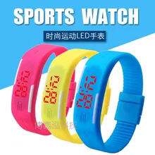2016 New Fashion & Casual Men Women Unisex Rubber LED Clocks Date Sports Watches Bracelet Digital Student Girl Boy Wristwatches