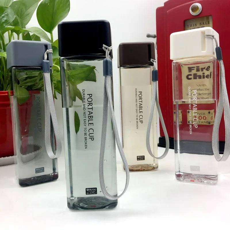 

Milk Bottle Travel Bottle Protein Shaker Outdoor Sports Cup Plastic Drinking Bottle Portable Student Coffee Hand Cup 480ml