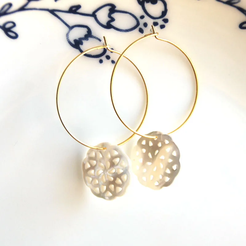 

gold color fashion jewelry Hoop Earrings handmade earring with pearl for women gift