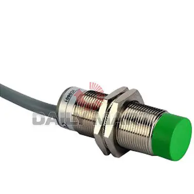 

DHL/EMS 2 LOTS New Elco NC15-P30-BN6L-Q12 Inductive Proximity Sensor