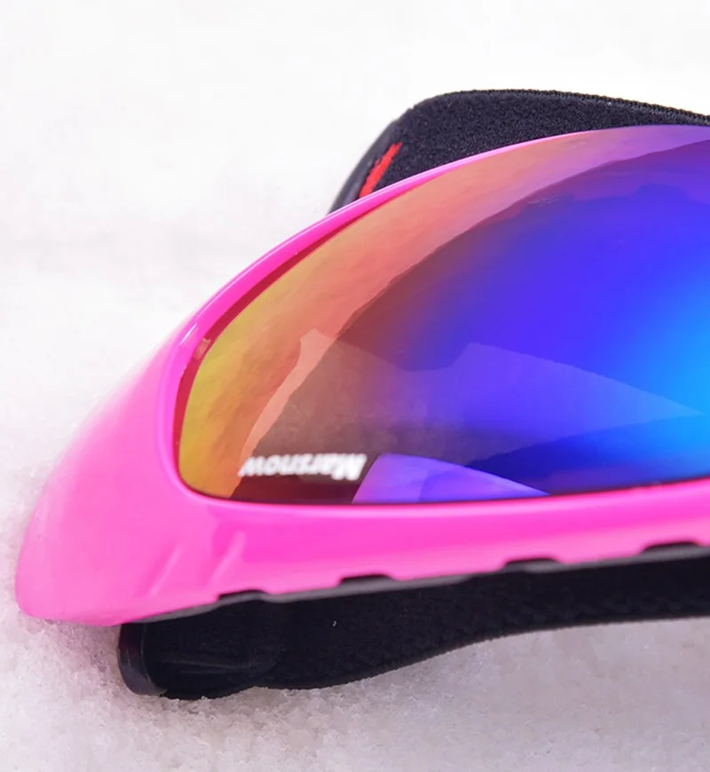 snowboarding goggles (1)