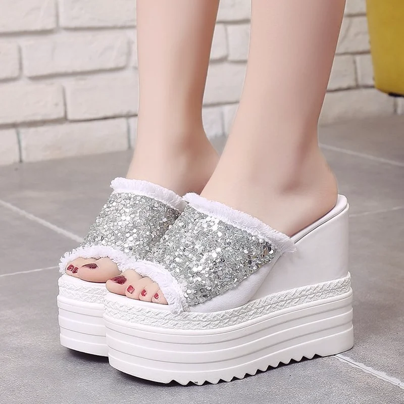 

Wedges Shoes for Women Slide Shoes Female Slippers Furry Flat Sandals Female Cute Fluffy Outdoor High Heels Shoes Woman YC-69