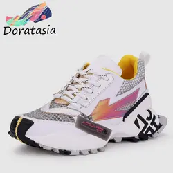 DORATASIA/Новинка 2019, хит продаж, стильные разноцветные блестящие сникерсы, женские туфли из спилка на платформе для папы, женские высокие туфли