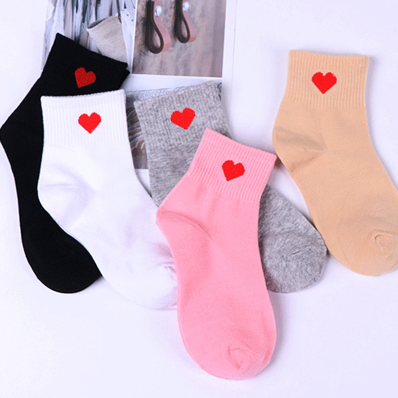 

Women Harajuku Cotton College Wind Socks Japanese Pretty Love Red Heart Pattern Socks Girls Female Solid Warm Cool Socks Meias