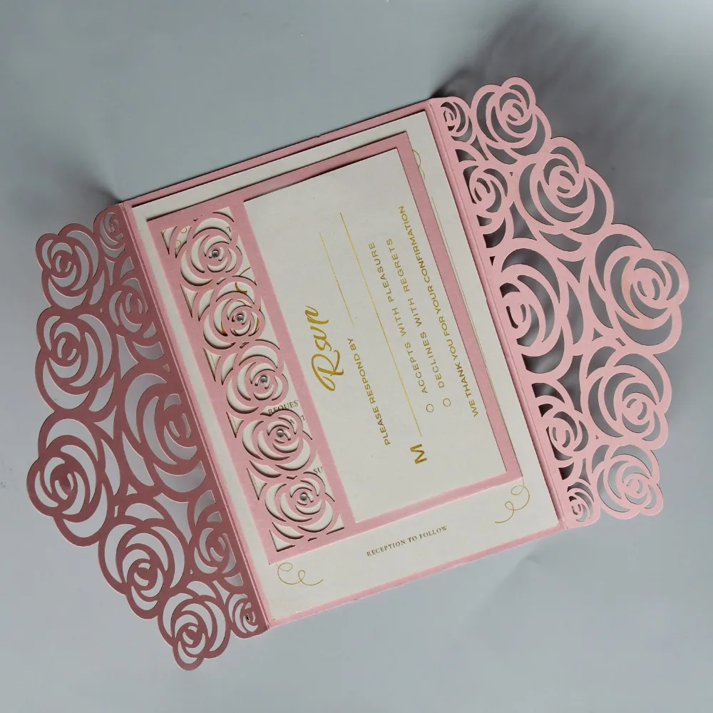 Personnalisé rustique rose poudré dentelle mariage invitations packs de 10