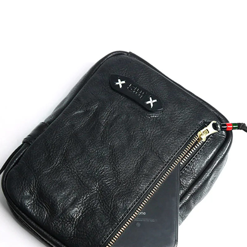 AETOO Retro vegetable tanned small shoulder bag male mini Messenger bag mobile phone bag men's casual leather bag