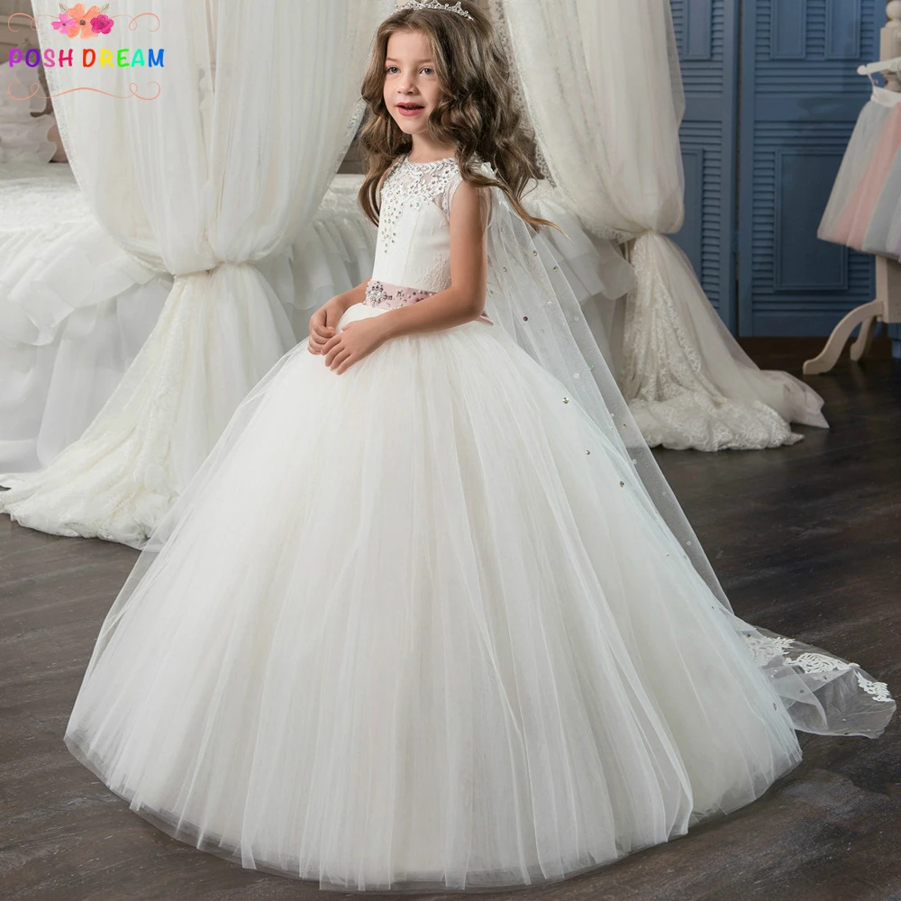 

POSH DREAM White Lace Diamond Wedding Flower Girl Dress with Pearls Tulle Cap Satin Lace Kids Girls Party Dress Birthday.