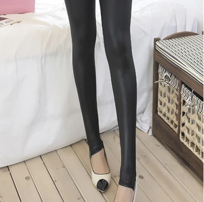 leggings that go over heels