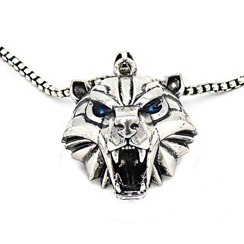 witcher books series Bear head medallion witcher school polar bear monster hunter cosplay medallion grizzly pendant necklace 