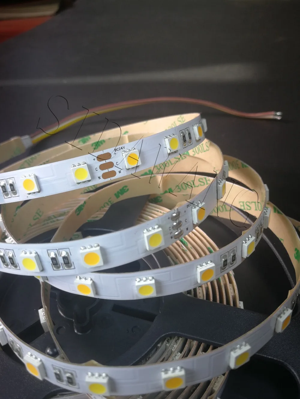 Двухцветная светодиодная ленсветильник CRI&gt95 + Ra SMD5050 CCT с регулируемой цветовой