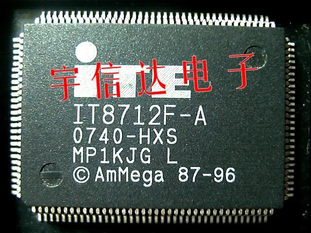 5 ШТ. Penhold [может] сто процентов новое и оригинальное IT8712F A HXS компенсации