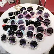 18 design Summer Sunglasses Women Sweet Flower with Rhinestone Round Sun glasses Vintage Retro Glasses For Beach Ladies Shades 18 design Summer Sunglasses Women Sweet Flower with Rhinestone Round Sun glasses Vintage Retro Glasses For Beach Ladies Shades