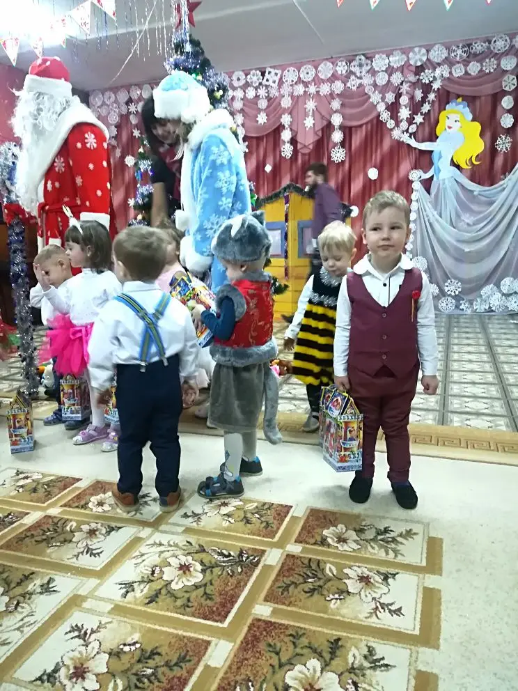 UTB8spYwqo_4iuJk43Fqq6z.FpXaT