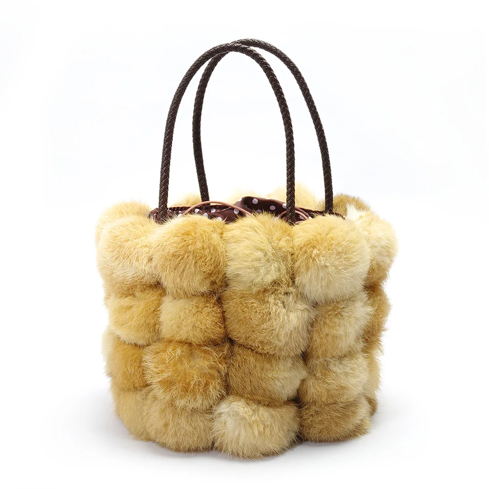 

Elegant and Cute Bucket, Luxurious Fur Handbag. Fashionable Totes with The Feeling of Soft.