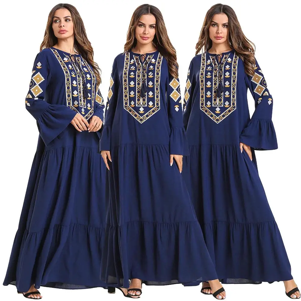 

2019 Spring Chinese Style Embroidery Abaya Muslim Ethnic Dress Moroccan Dubai Kaftan Islamic Clothing Plus Size Robe Navy Blue