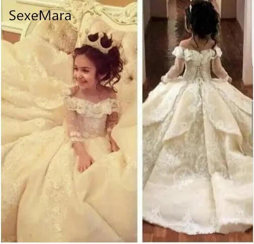 Платья цвета шампанского с открытыми плечами для девочек, держащих букет невесты на свадьбе; Детские пышные платья; платье для причастия; Одежда для девочек со шлейфом