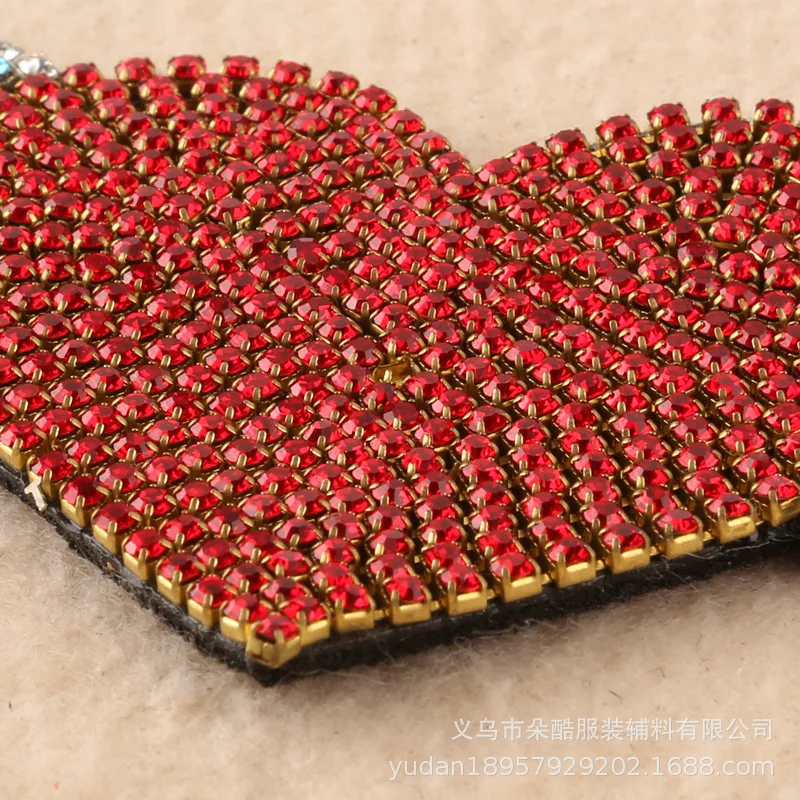 

2pcs/lot Crystal Handmade Embroidery Patches Letters for Clothing Accessories Decorations Fox Butterfly Swan Wing Heart