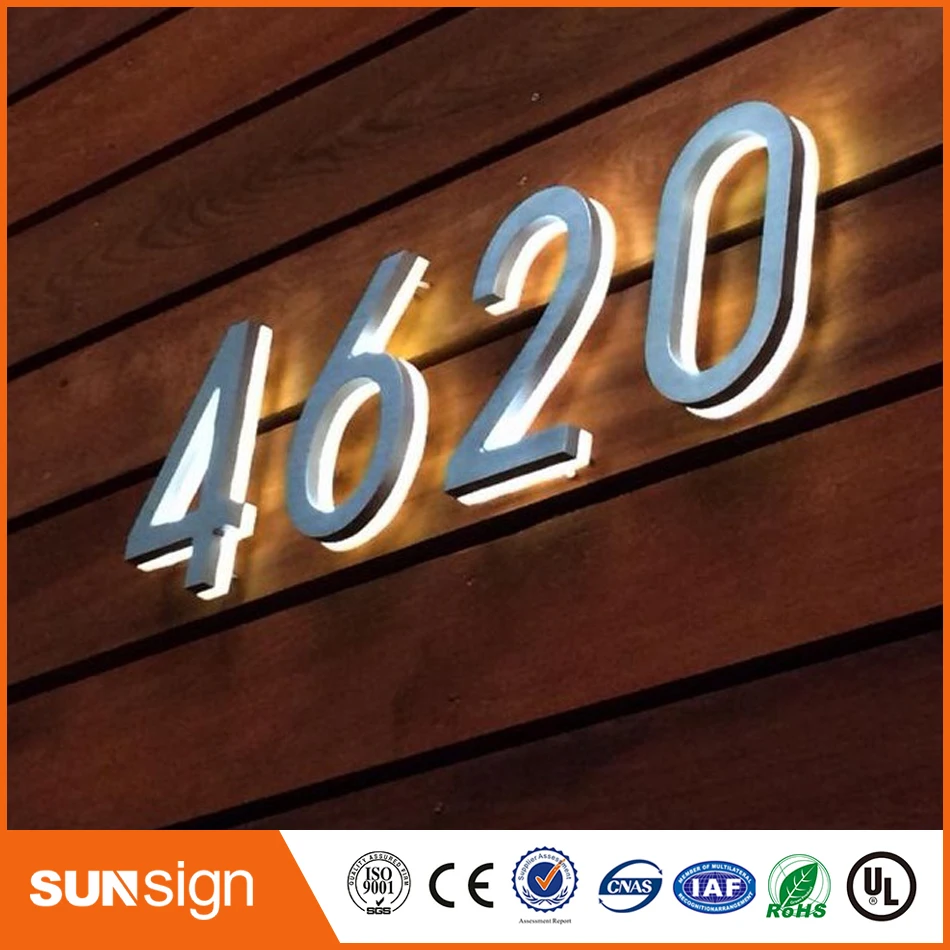 дом с цифрами. объемные цифры с подсветкой. цифра 8 с подсветкой. адресная табличка с подсветкой. табличка с номером из металла.