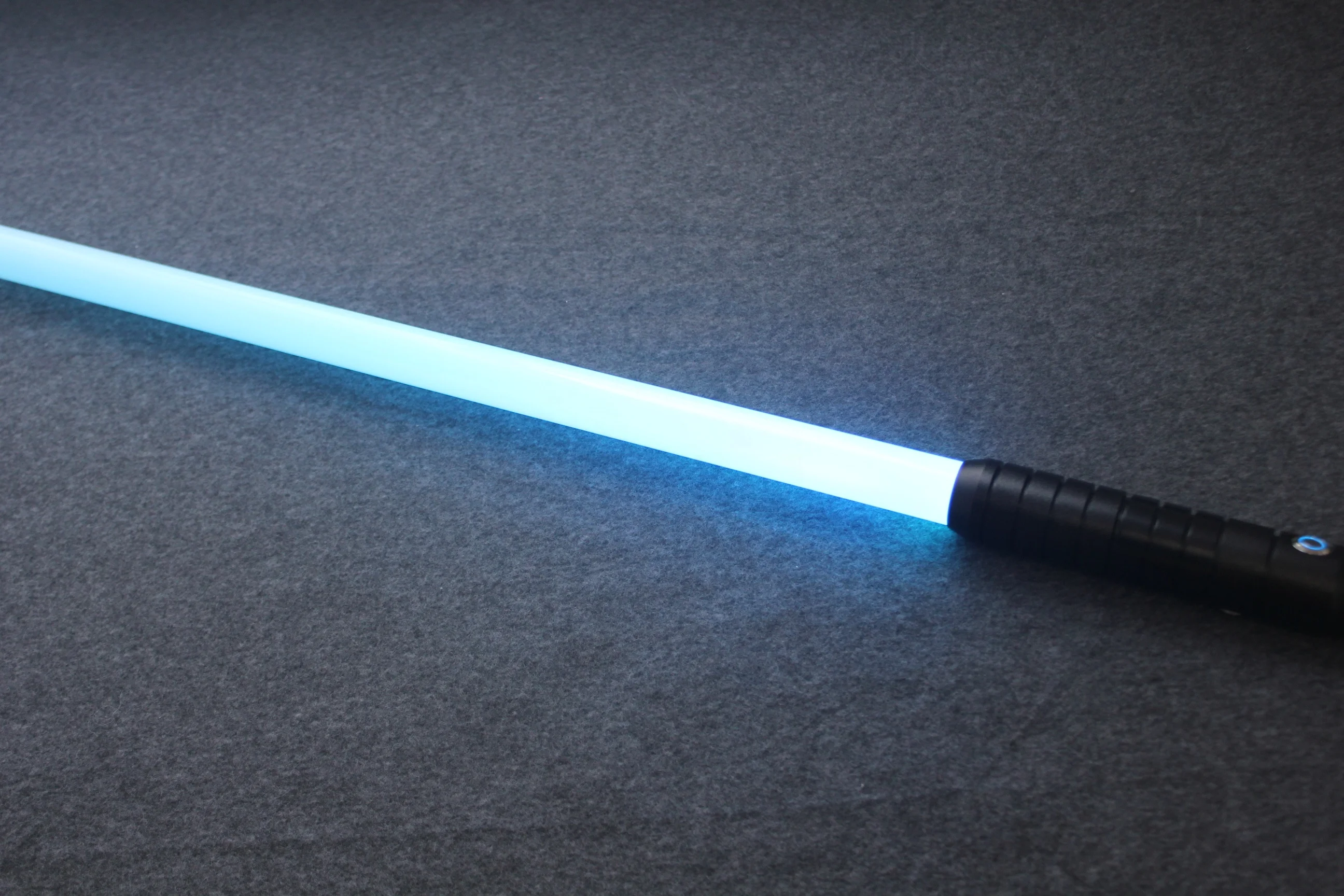 YDD SABER Hot Selling  FOC Dueling LED String Lightsaber Metal Hilt, Rechargeable Light saber for Best Gift