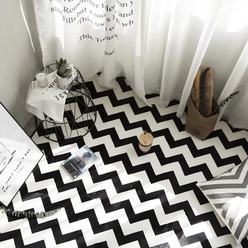 Nordic моды Черный и белый цвета в полоску фланелевые ковры для Гостиная Спальня мультфильм ребенка/Детская комната ковры коврики