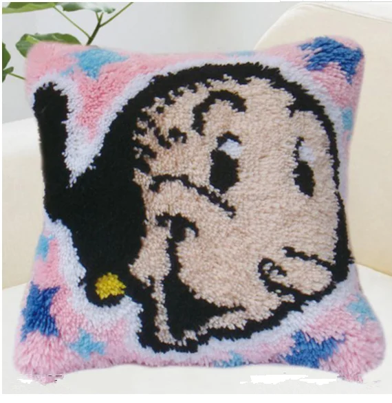 

Crafts The carpet embroidered pillow section 5D DIY Cartoon picture embroidery yarn crochet embroidery stitch pillow Cushion