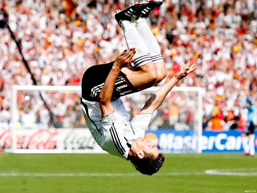 

Miroslav Klose Germany Goal Celebration Art Huge Print Poster TXHOMEPoster D5176