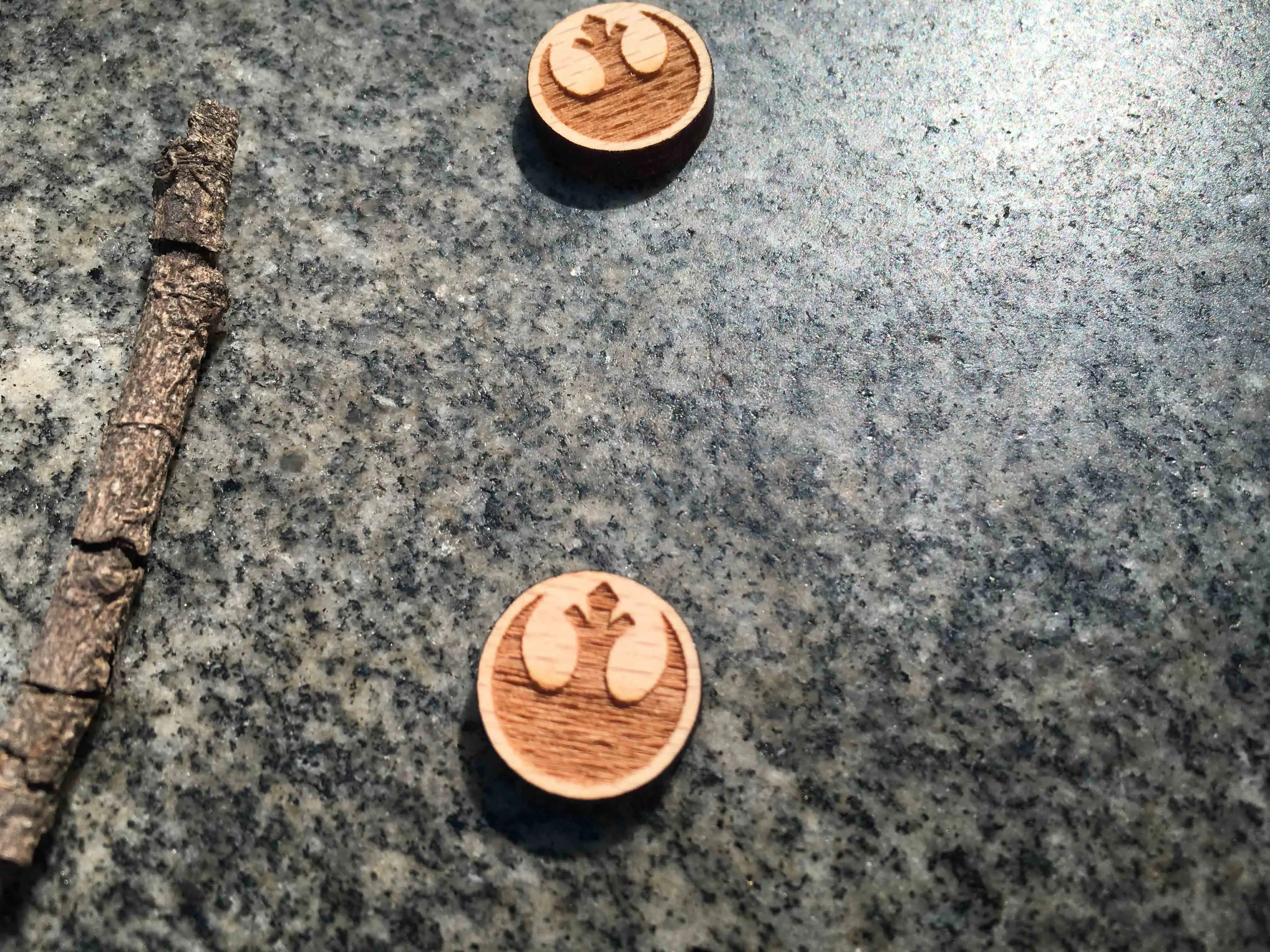 Лазерная резка Звездные войны Rebel Alliance Symbol серьги Скайуокер гвоздики Дарт Вейдер