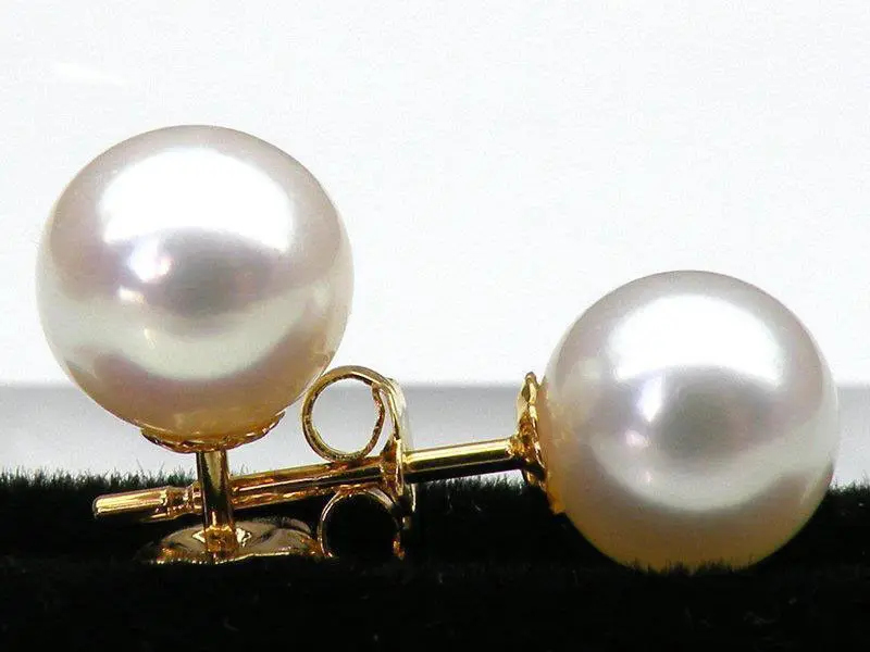

AAA+++ 6.8mm perfect round white akoya pearl stud earring solid 14k yellow gold