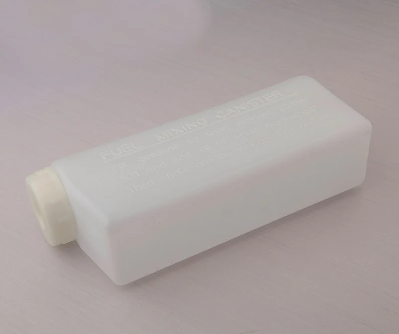 

1PC 600ML RC Boat Model Oil Cans Oil Filling Pots Fuel Tank Plastic Fuel Mixing Canister Spare Parts for Fixed Wings RC Boat