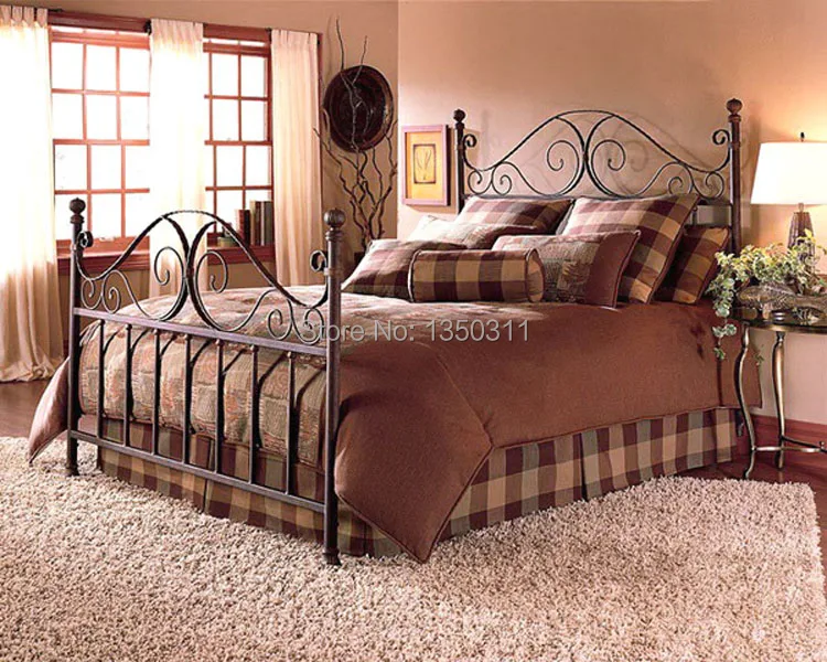 Modern, wrought iron metal bed, single or double. Width (1 m to 1.8 m) * 2 meters in length, can be customized Modern, wrought iron metal bed, single or double. Width (1 m to 1.8 m) * 2 meters in length, can be customized