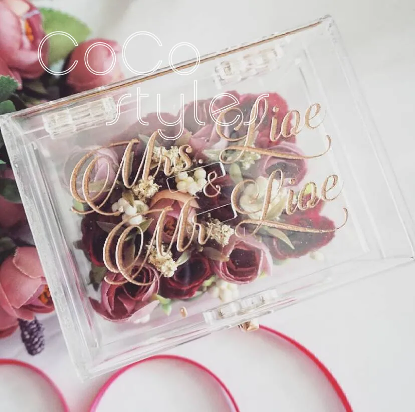 

Cocostyles bespoke design rustic double layer acrylic flower ring box with gold engraving logo for forest wedding box
