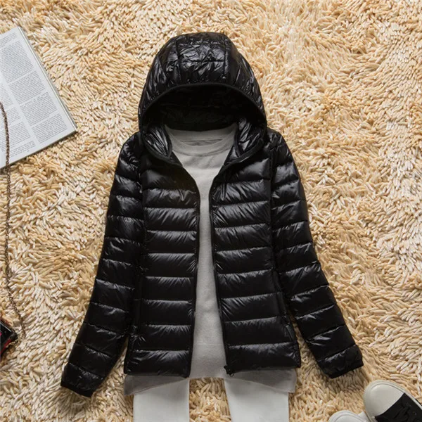 Женский ультра легкий пуховик, Осень-зима, белый утиный пух, парки, теплое тонкое пальто для девушек размера плюс, верхняя одежда с капюшоном RH432 - Цвет: Черный