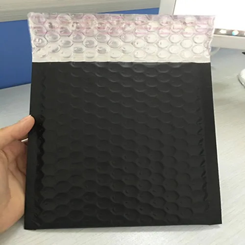 

15*13cm(5.9"x5.1") Matte/Bright Black Padded Shipping Envelope Metallic Bubble Mailer Aluminum Foil Gift Bag Packing Wrap