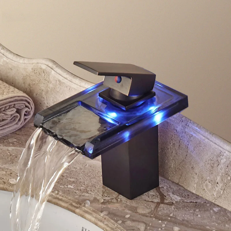 Кран для раковины с одним отверстием для ванной комнаты на бортике Водопад смеситель горячей и холодной воды раковина кран с одним держателем кран с латунным - Цвет: ORB with LED