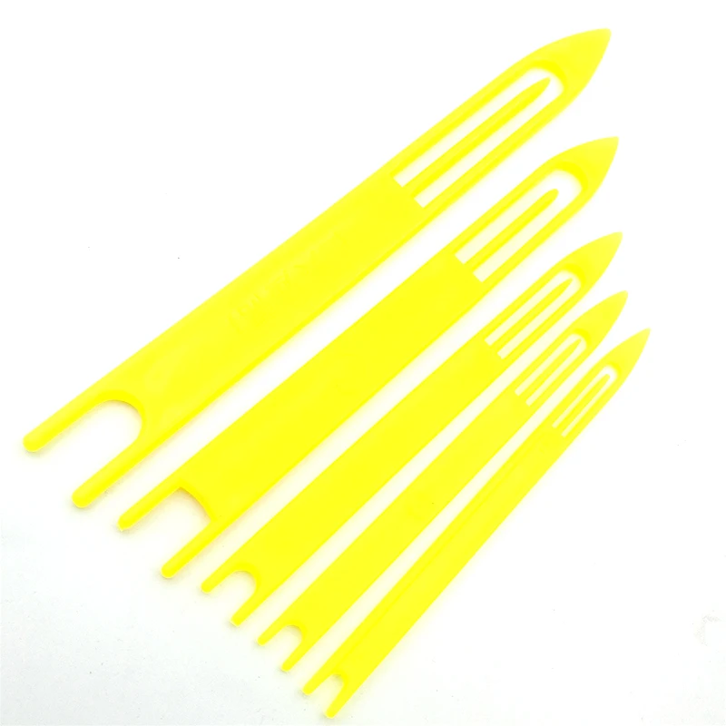 

Shared With Fish 10Pcs/Bag Yellow High Quality Plastic Fishing Line Repair Netting Needle Shuttles 2# 3# 5# 7#