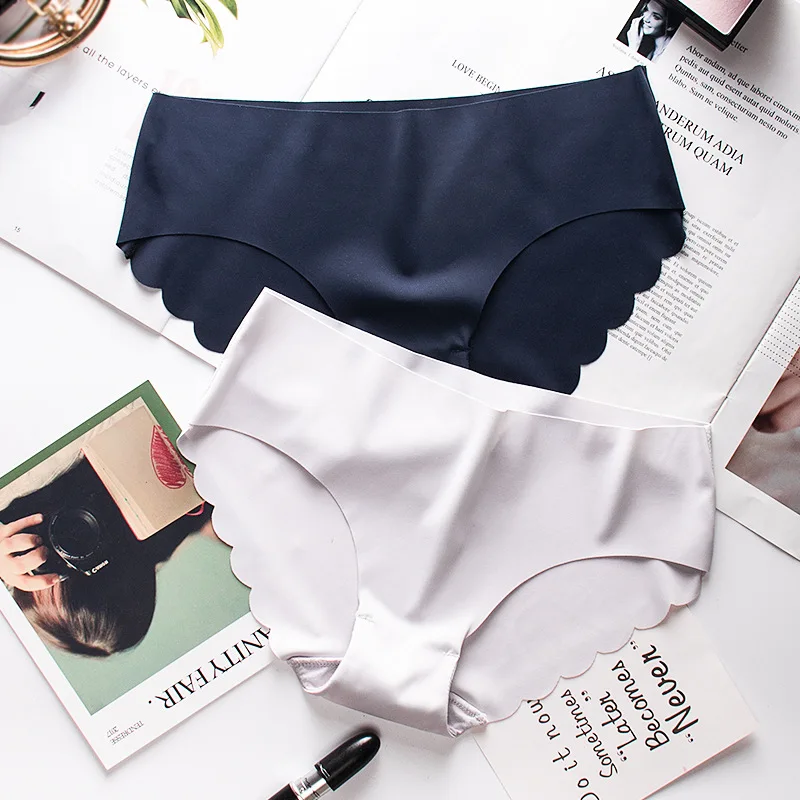 

Ultra-thin Women Seamless Briefs Silk Material Traceless Sexy Girl Underwear Luxury Low Waist Female Panties 7 Color