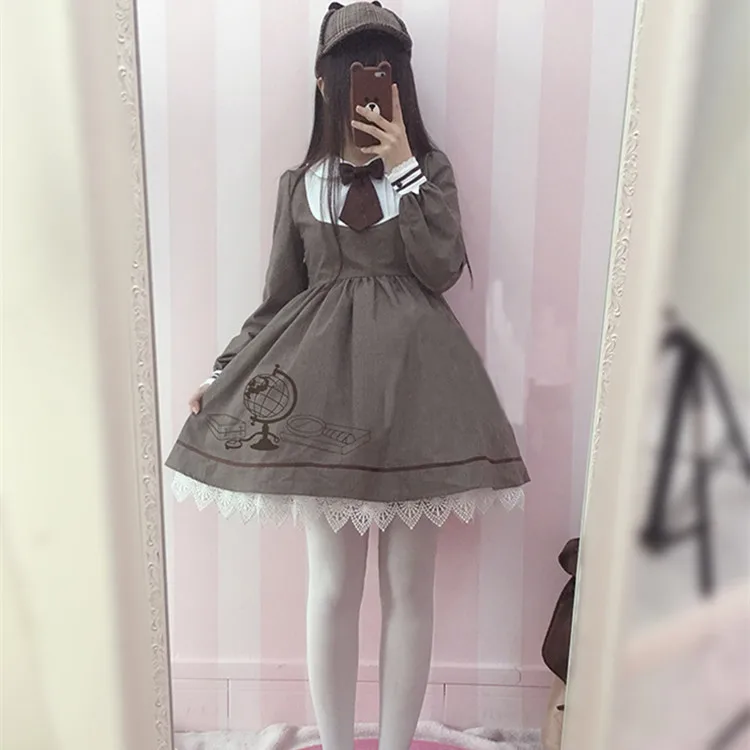

2019 Autumn and Winter Soft Girls New Cat Detective Ge Yingzi Embroidered Cloak and Skirt Suit Manufacturer Wholesale