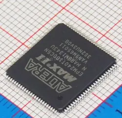 EPM240T100 LQFP100 программируемой логикой устройства чип импортированы из оригинальный пятно EPM240T100C5N