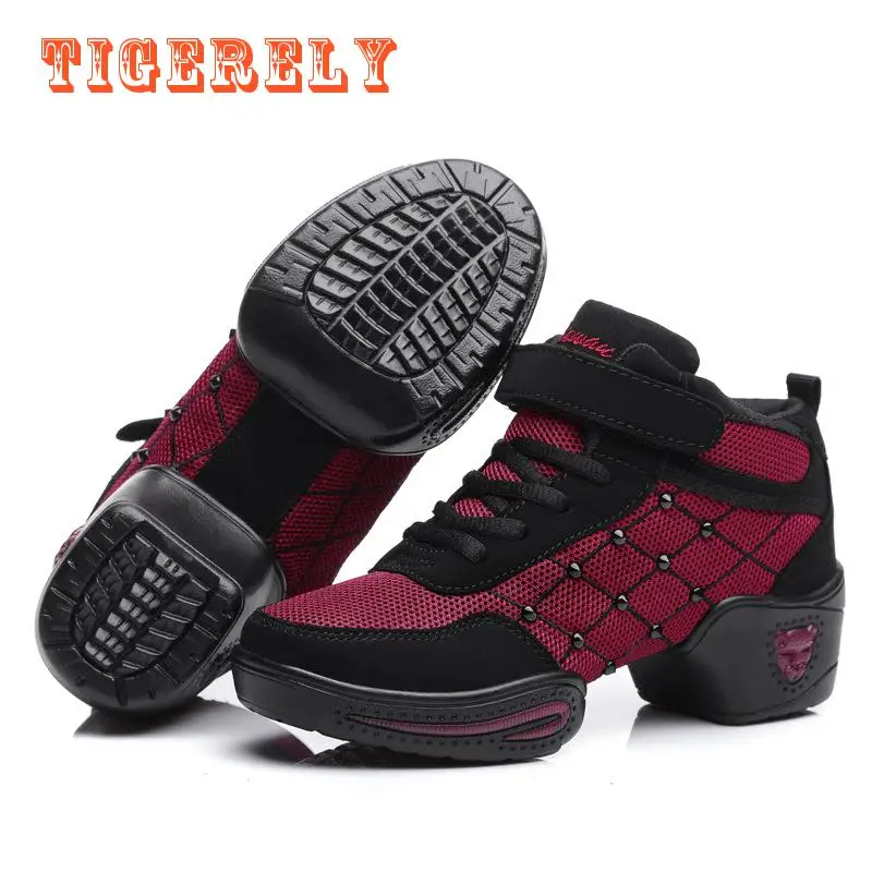 

Woman Ballroom Shoes Ladies red/Black Ladies Dance Shoes Comfortable Shoes Dance Air mesh Damping Women Dance Sneakers