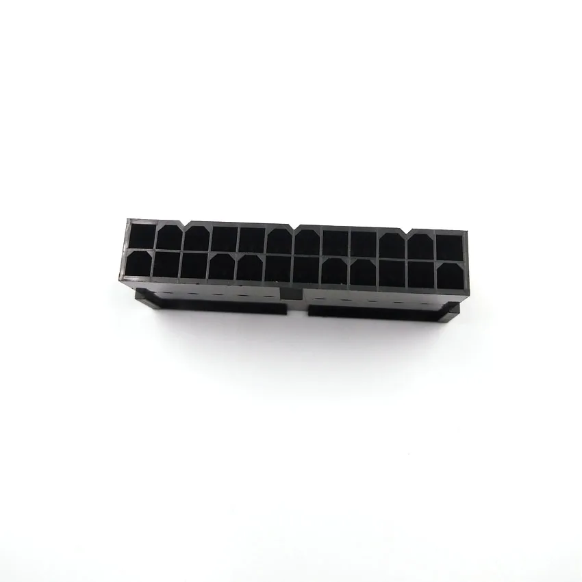ATX_24Pin_female_connector_housing_2