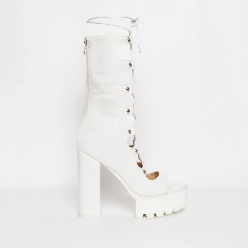 2019 New Women Boots Fashion High Heel Shoes Lace-up Summer Cross-tied Cool Boot Square Heel High Quality Platform Female Shoes 2019 New Women Boots Fashion High Heel Shoes Lace-up Summer Cross-tied Cool Boot Square Heel High Quality Platform Female Shoes